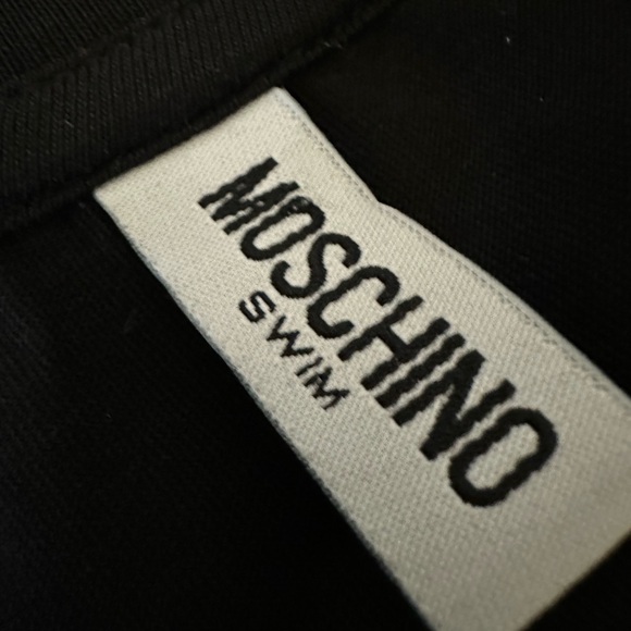 Moschino designer new black swim shirt L - Picture 6 of 7